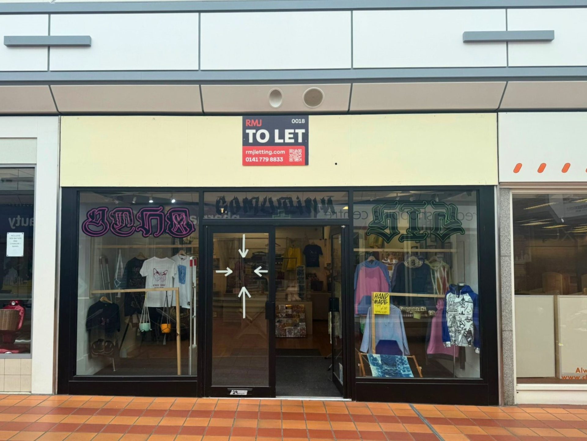 Airedale 29 Queensway photo